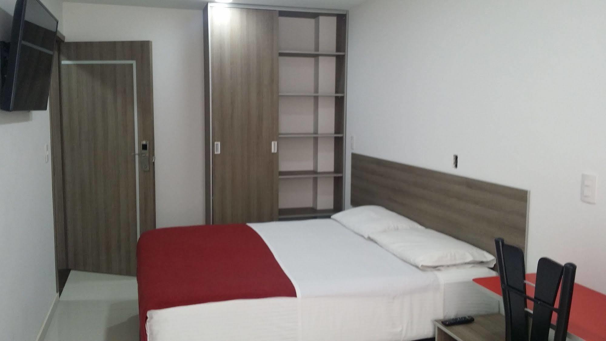 A Bogota On Holidays By Open - Hotel Cas-Embajada Americana Kültér fotó